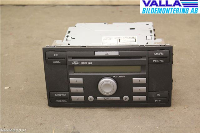 Ford FOCUS     04-07 Stereo Radio Med Cd