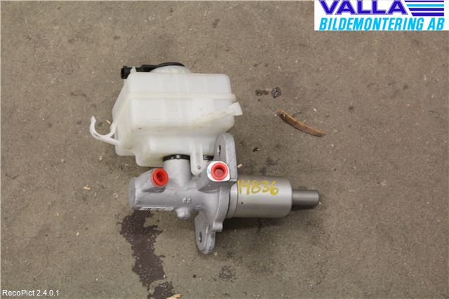 BMW 5 E60/61 Sed/Tou 02-10 Brems Hovedsylinder
