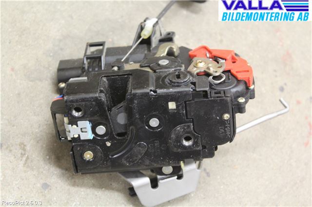 Audi A4/S4 01-05 Dørlås - Låsekasse