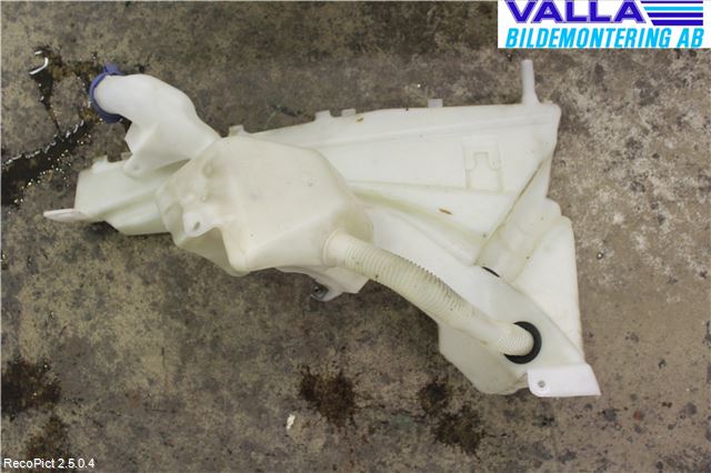 Volvo V50 04-07 Spylerbeholder Frontrute-Lykte