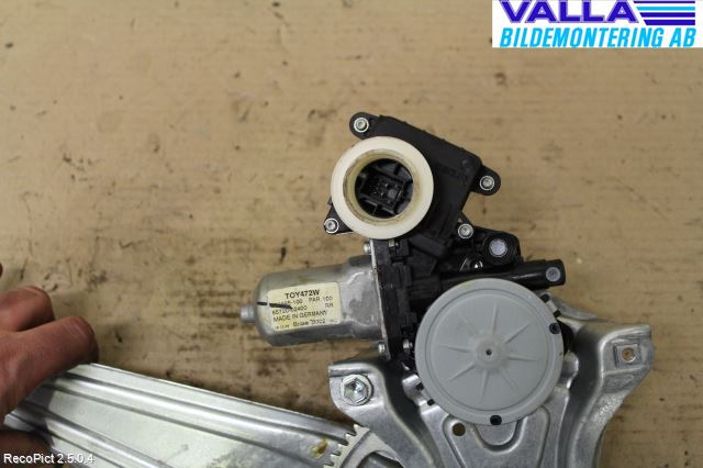 Toyota AURIS 10-12 Vindusheis El Komp