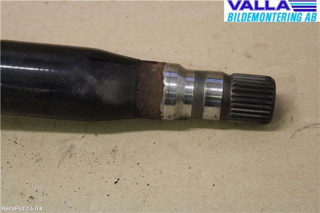 Saab 9-3 VER 2 Drivaksel Foran Kompl Høyre