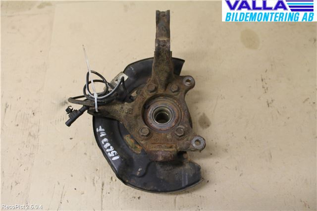 Toyota AURIS 07-09 Spindel Vf