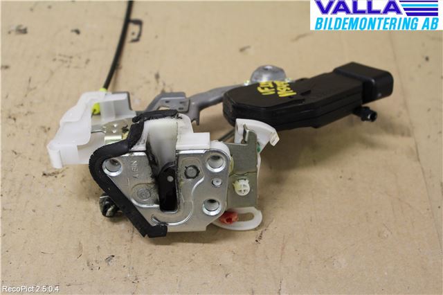 Toyota AYGO 06-14 Dørlås - Låsekasse