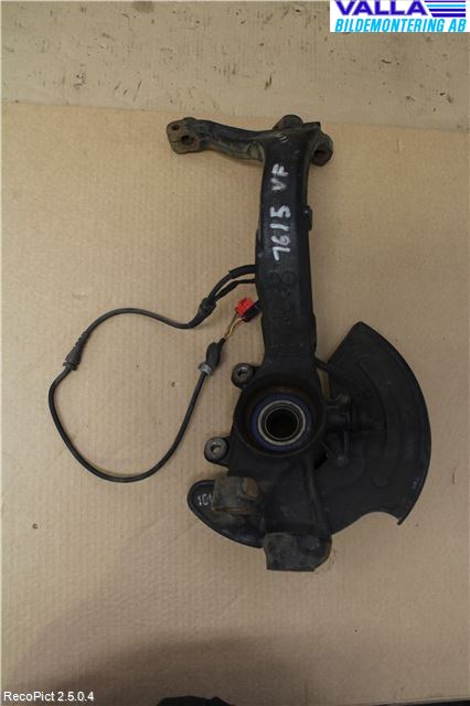 Skoda SUPERB 01-08 Spindel Vf