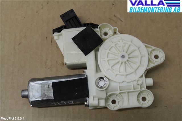 Opel VECTRA C 02-05 Vindusheismotor