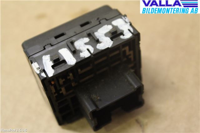 Nissan NAVARA 05-16 Bryter Speil