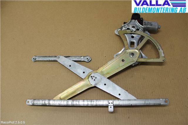 Toyota RAV 4 00-06 Vindusheis El Komp