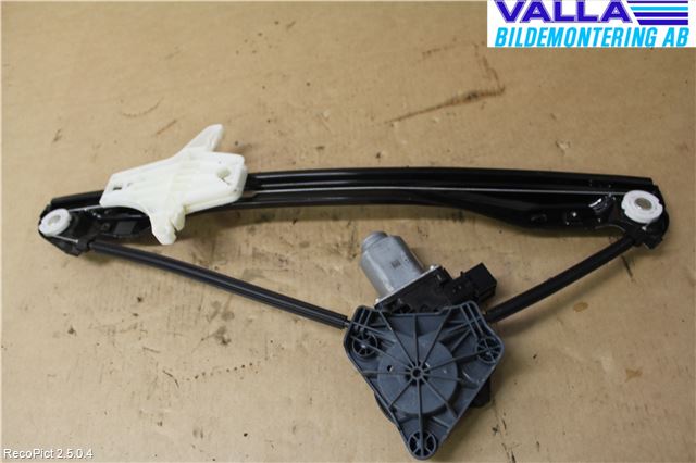 Volkswagen VW AMAROK 2H 10-22 Vindusheis El Komp