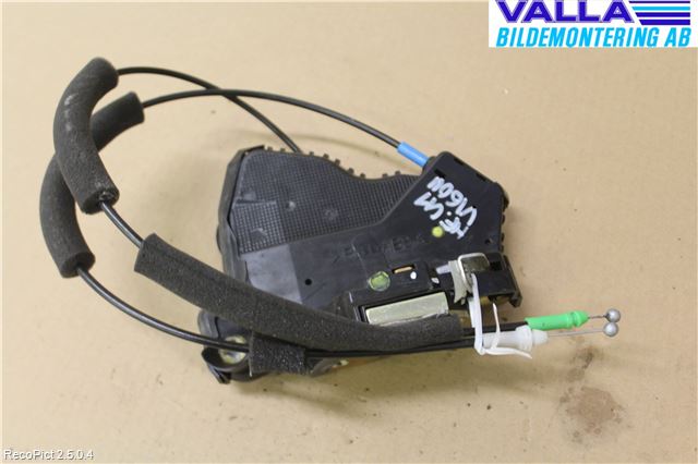 Toyota CAMRY    01-06 Dørlås - Låsekasse
