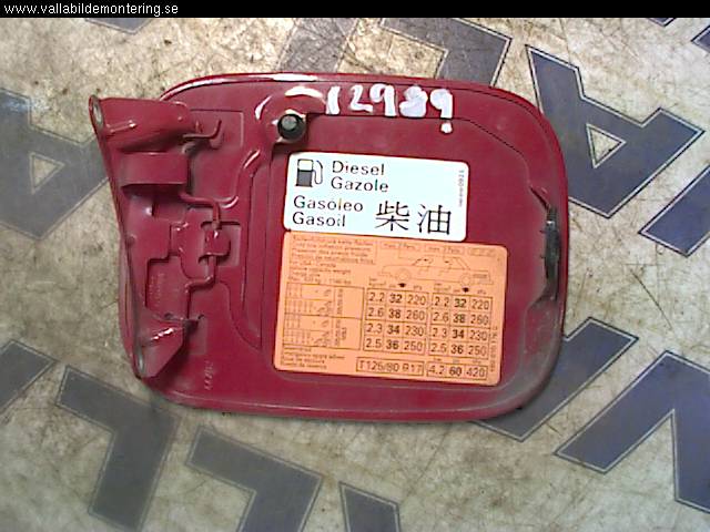 Audi A6/S6     97-05 Drivstoff Tankluke