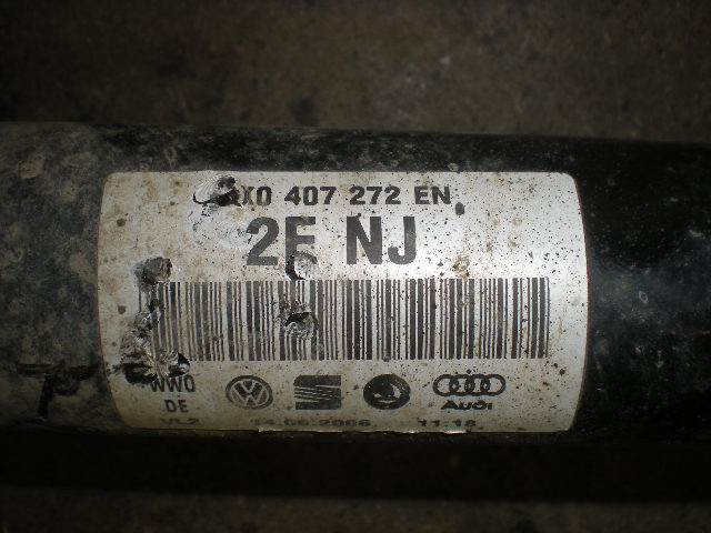 Volkswagen VW PASSAT 05-11 Drivaksel Foran Kompl Høyre