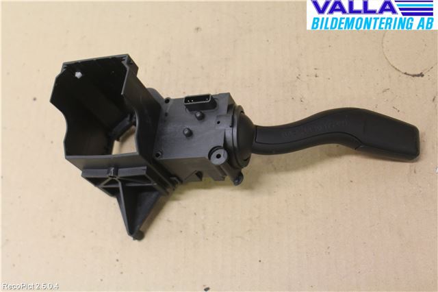 Audi A6/S6     05-11 Bryter Ratt Blinklys - Lys