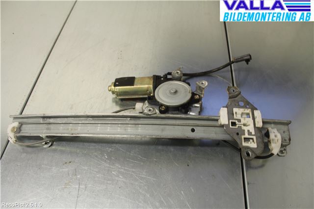 Nissan NAVARA 98-05 Vindusheis El Komp