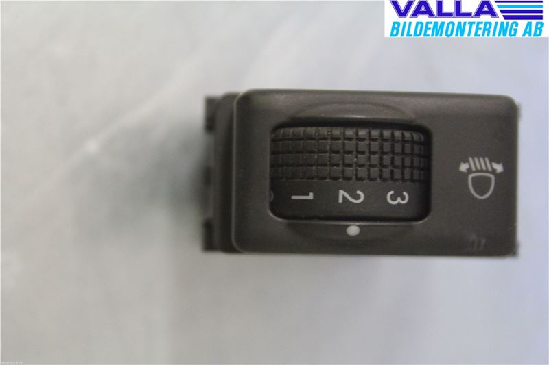 Nissan NAVARA 05-16 Frontlykt Lysspredderreg