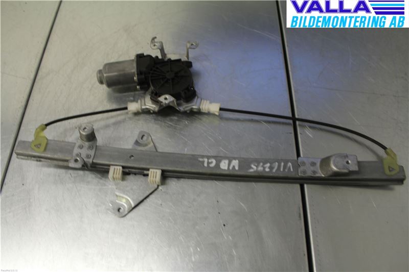 Nissan NAVARA 05-16 Vindusheis El Komp