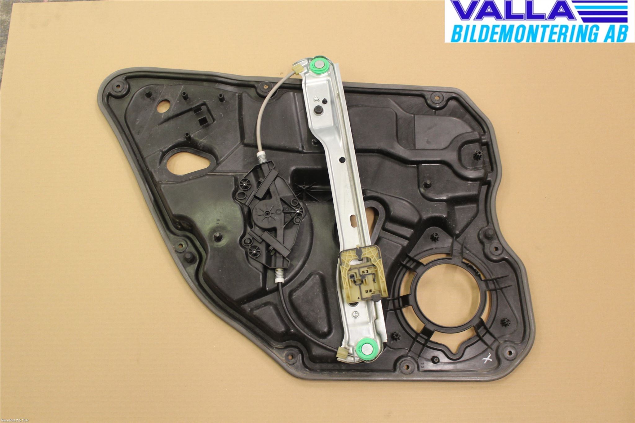 Volvo S60 11-13 Vindusheis El Komp