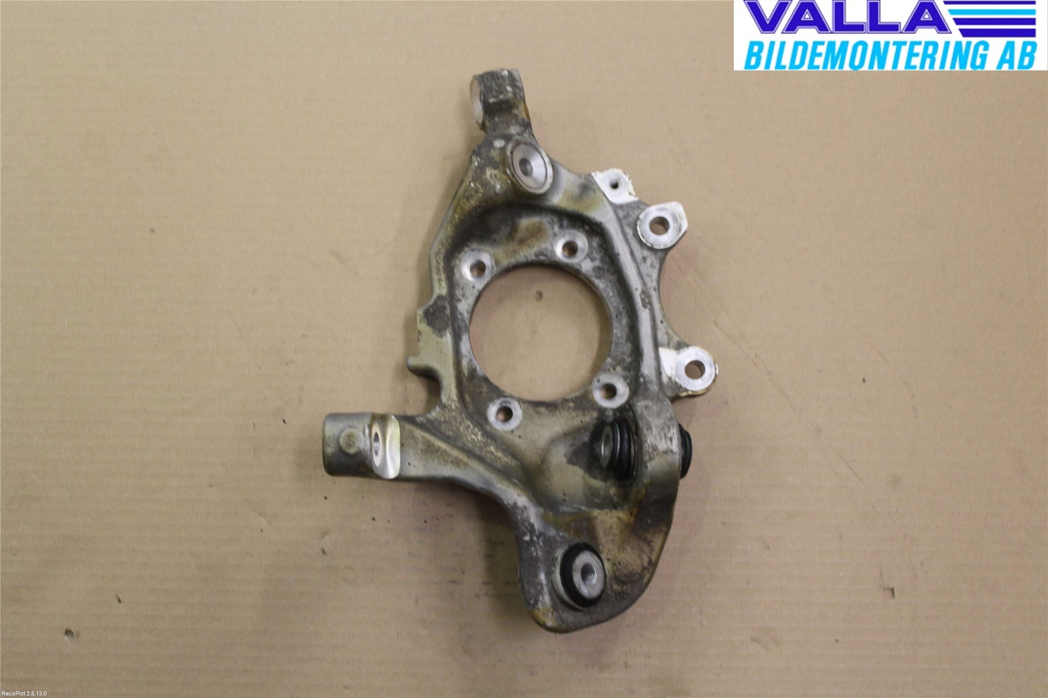 Mercedes-Benz MB C-KLASS (W205) 14-21 Spindel Hb