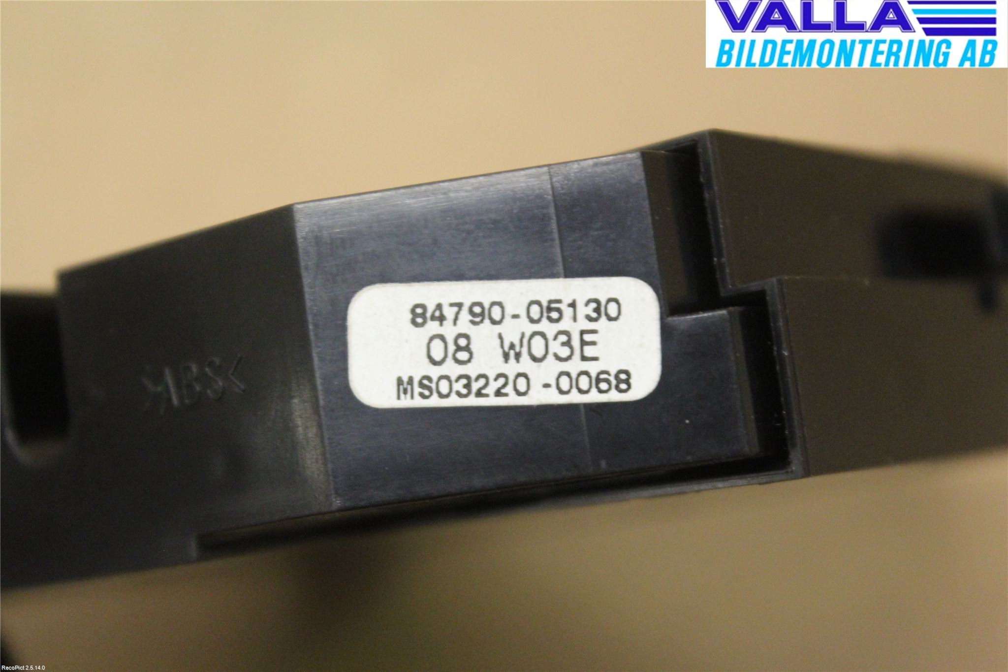 Toyota AVENSIS 07-08 Bryter Varme Rute