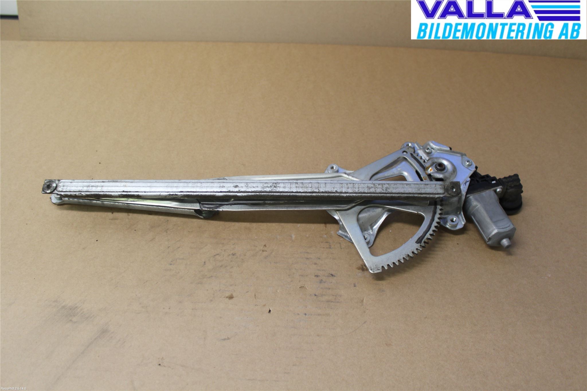 Lexus IS 220d/250/350 06-13 Vindusheis El Komp