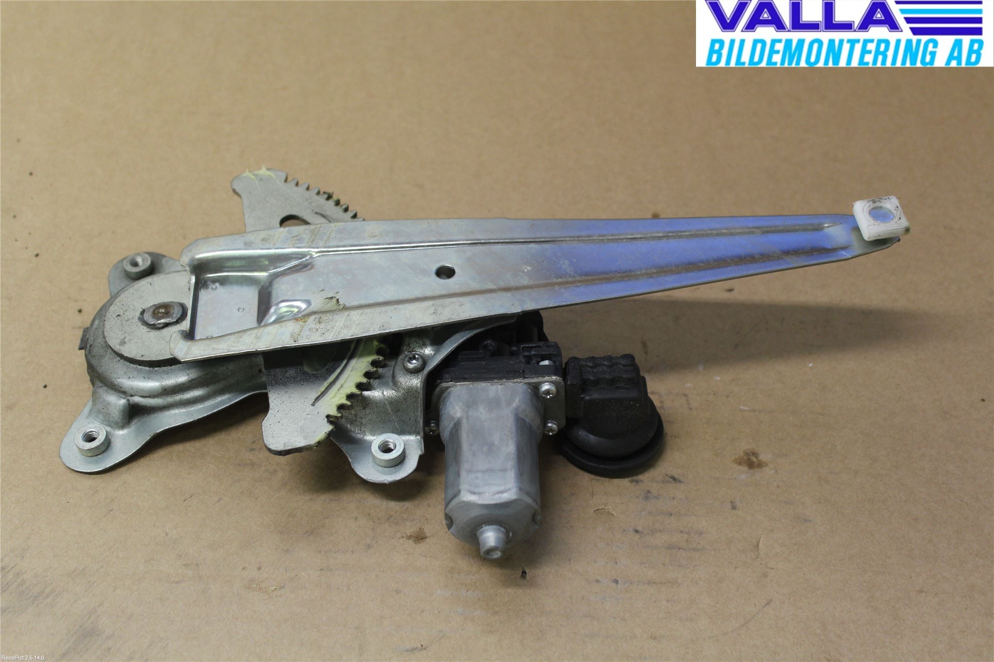 Lexus IS 220d/250/350 06-13 Vindusheis El Komp