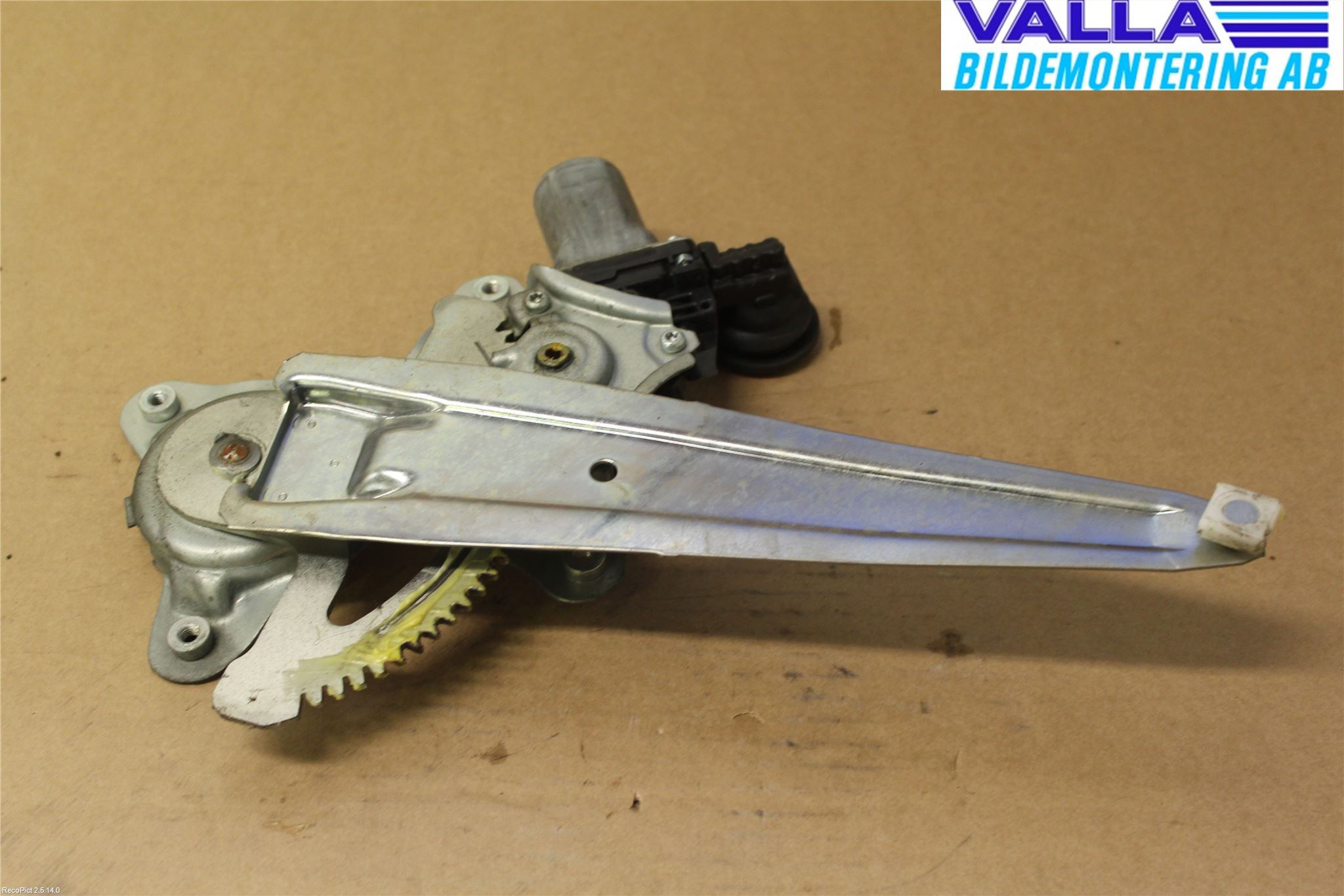 Lexus IS 220d/250/350 06-13 Vindusheis El Komp