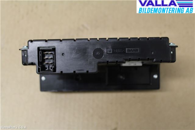 Saab 9-5     06-10 Varmeapparat Panel(Regulering)