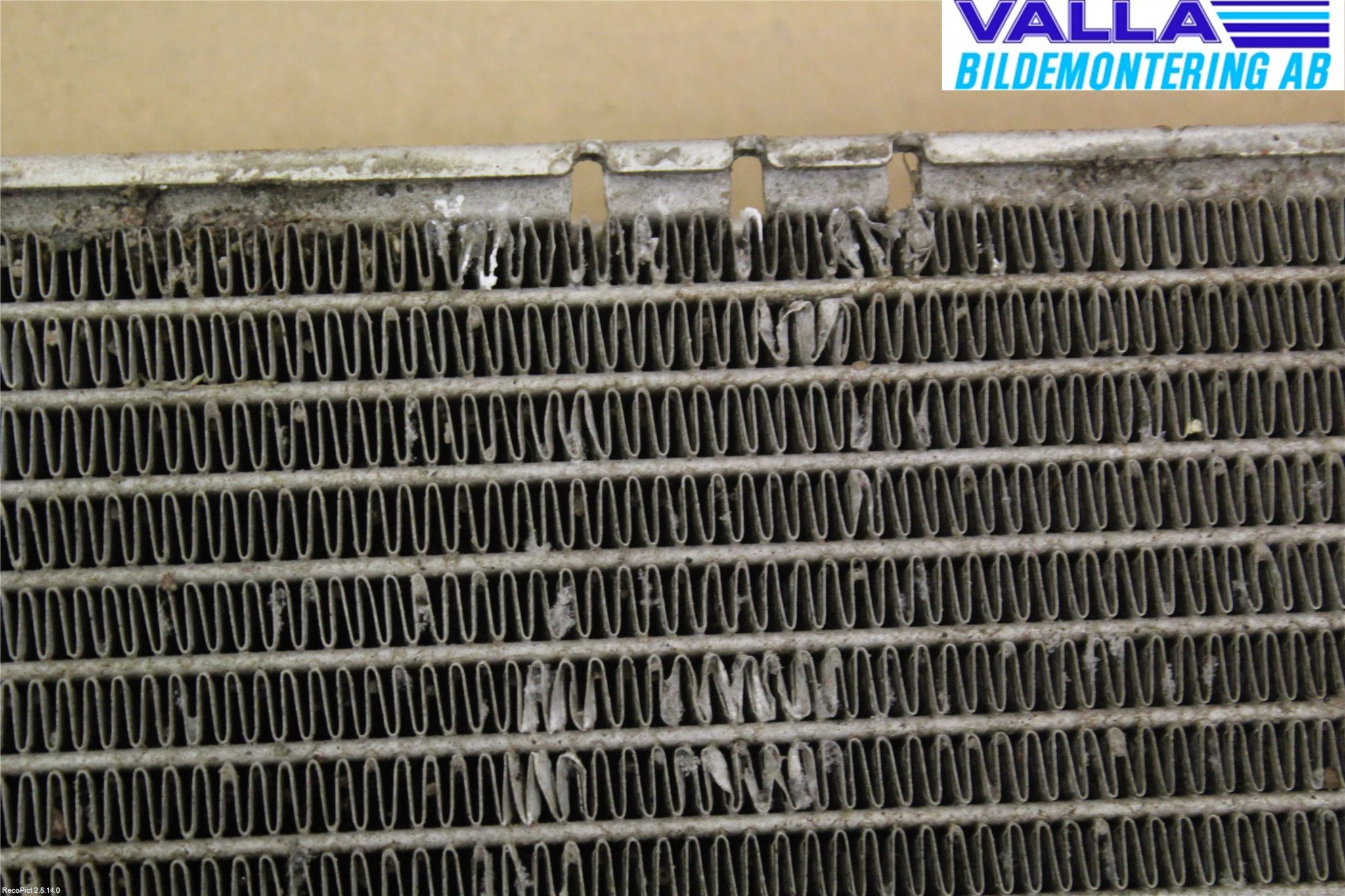 Volkswagen VW PASSAT 11-14 Radiator Manuell