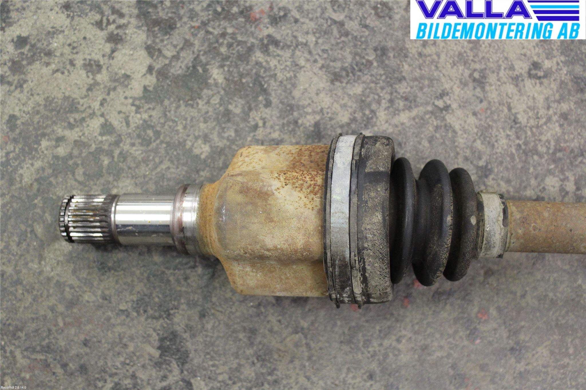 Ford FOCUS 08-11 Drivaksel Foran Kompl Venstre