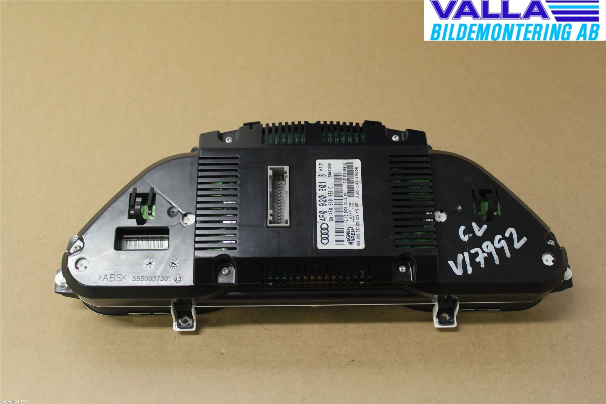 Audi A6/S6     05-11 Instr Kombinert