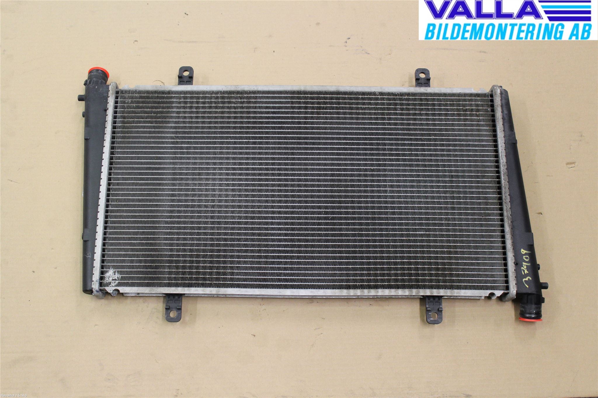 Volvo S40/V40    96-04 Radiator Manuell