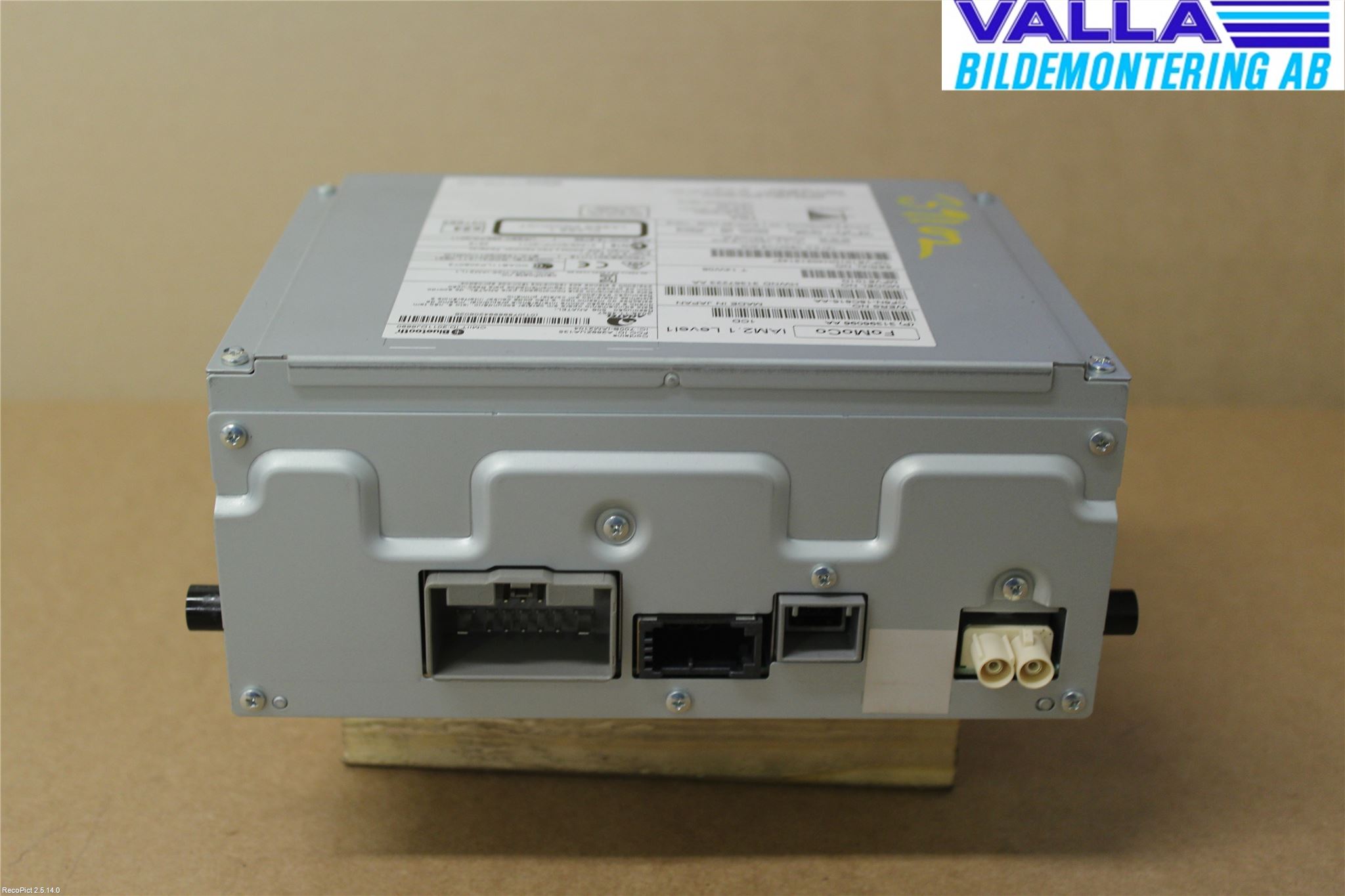 Volvo V40 CROSS COUNTRY 13-19 Stereo Radio Med Cd