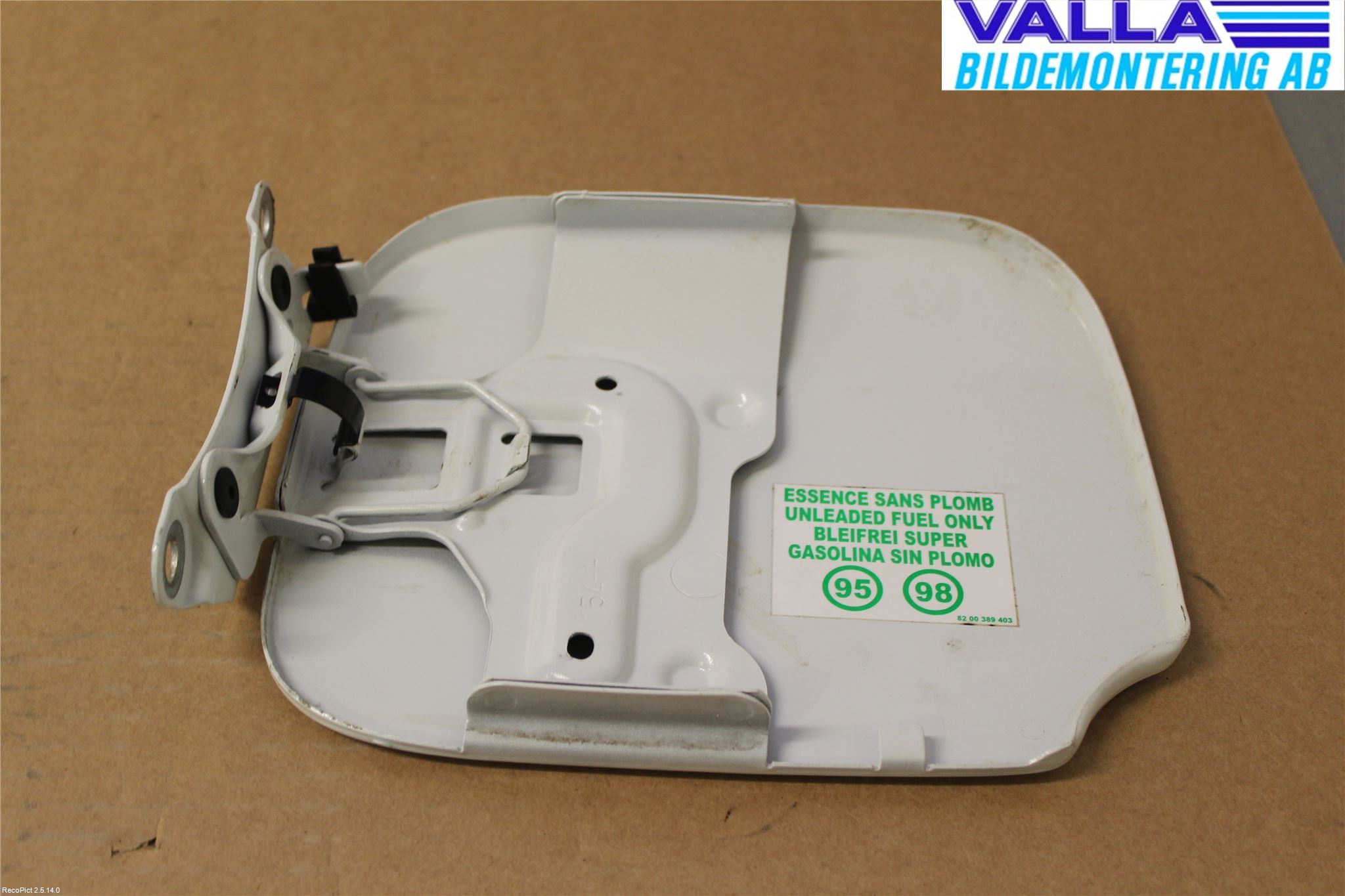 Dacia SANDERO/STEPWAY 13-20 Drivstoff Tankluke