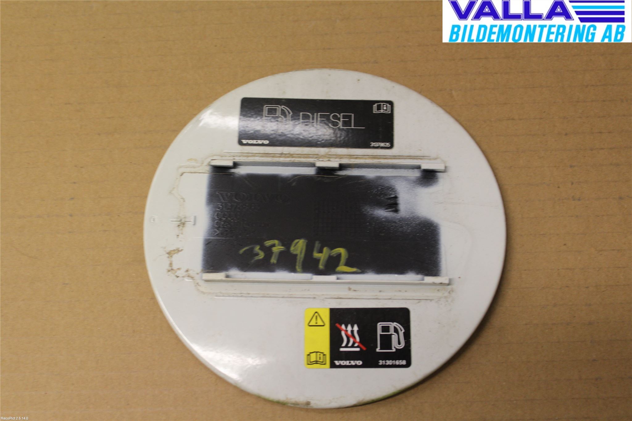 Volvo V40 12-19 Drivstoff Tankluke