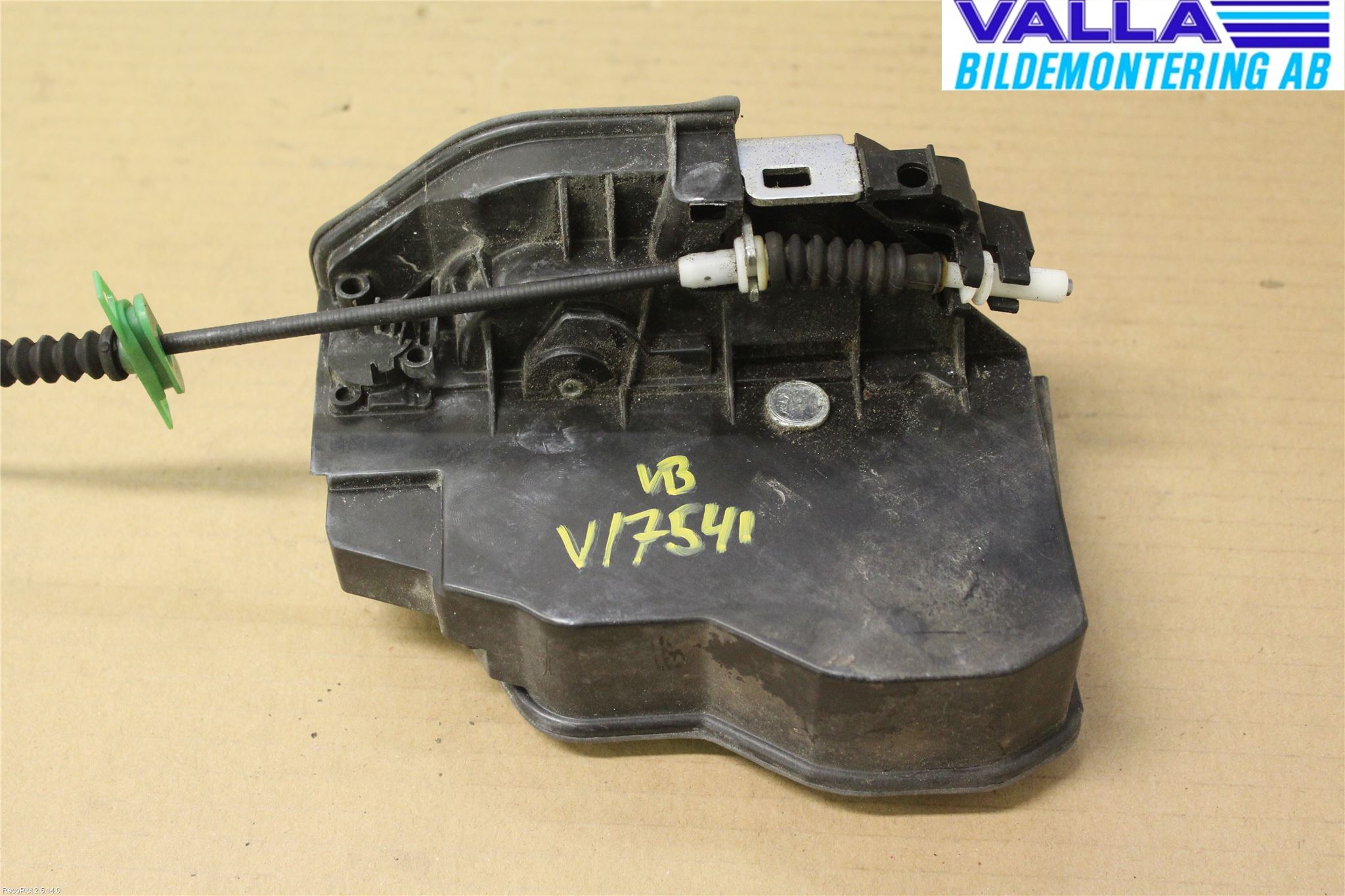 BMW 5 E60/61 Sed/Tou 02-10 Dørlås - Låsekasse