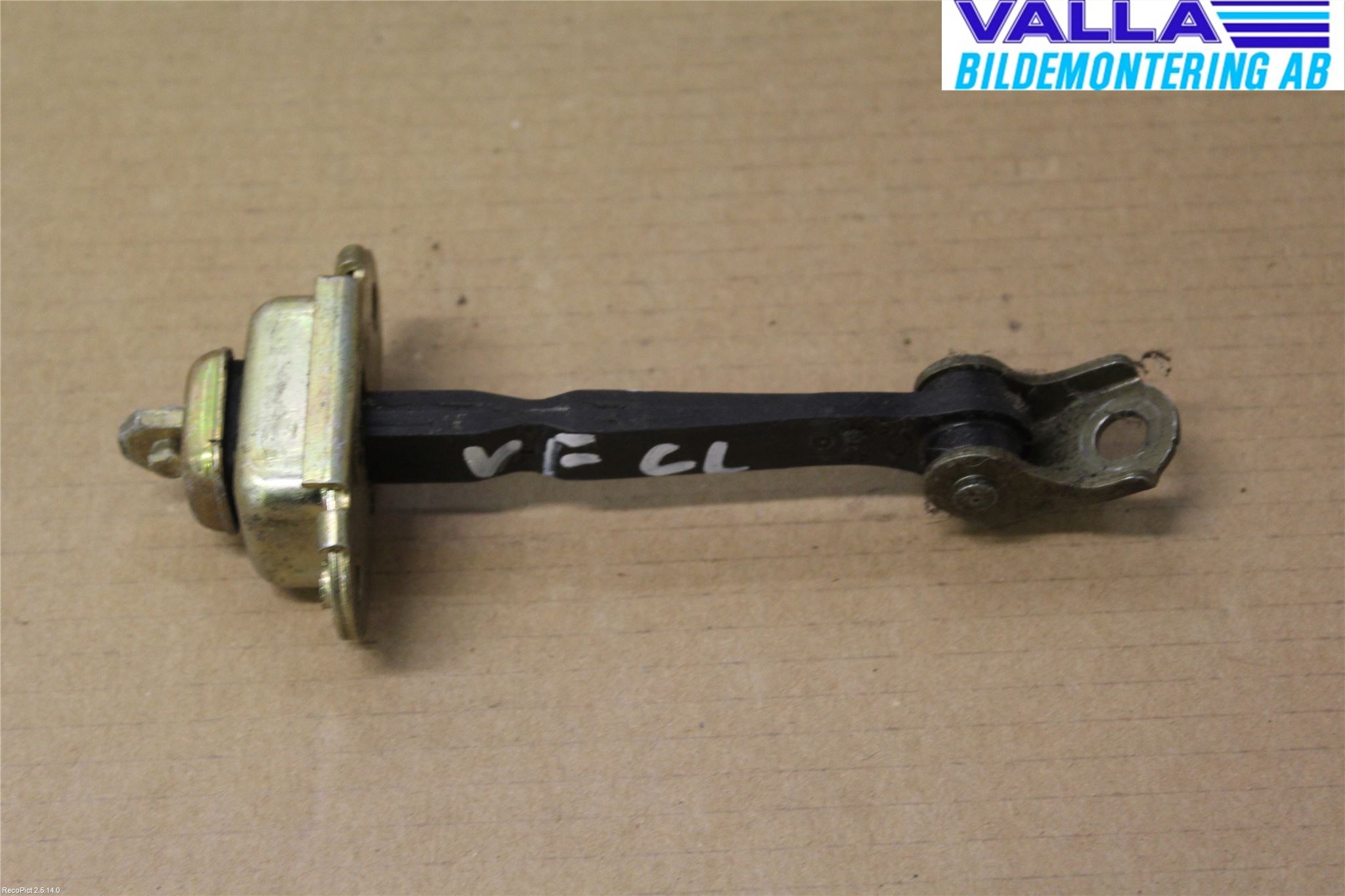 Nissan PRIMERA 02-07 Dørstopper