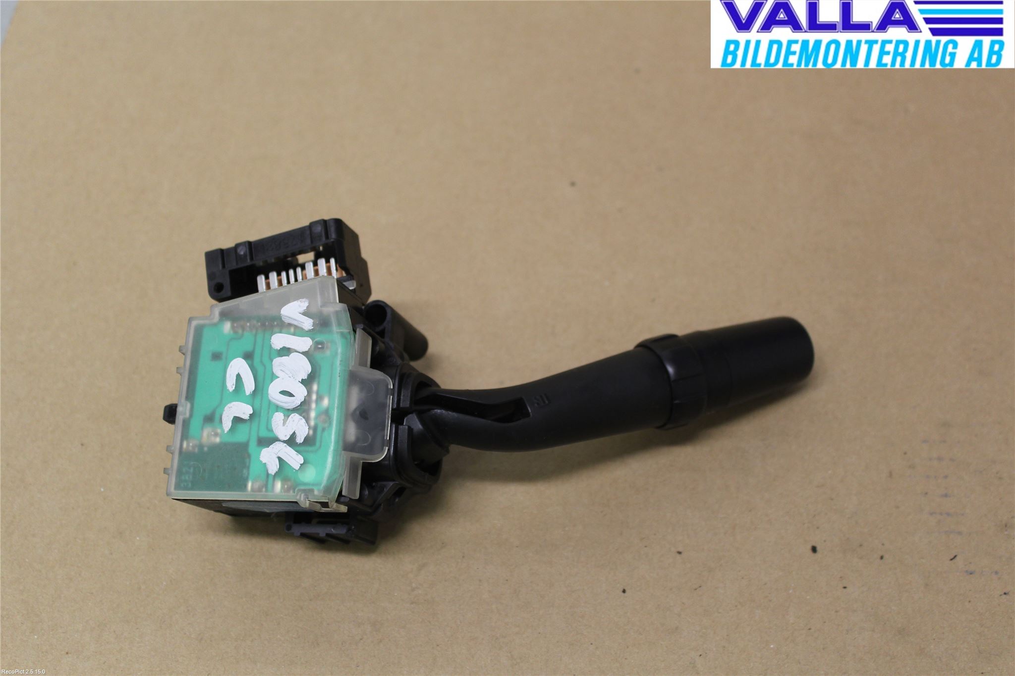 Toyota COROLLA VERSO 04-07 Bryter Ratt Visker - Spyler