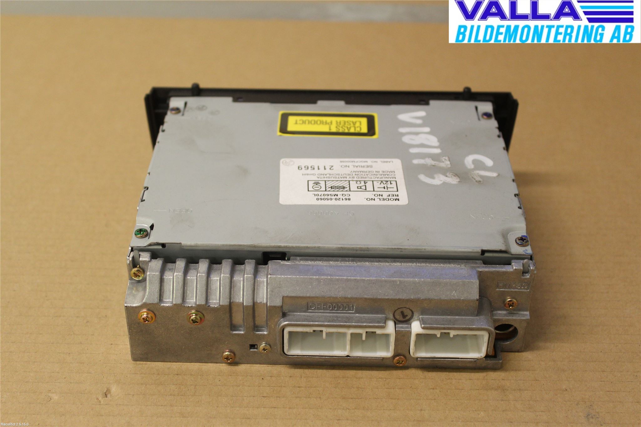 Toyota AVENSIS 98-02 Stereo Radio Med Cd