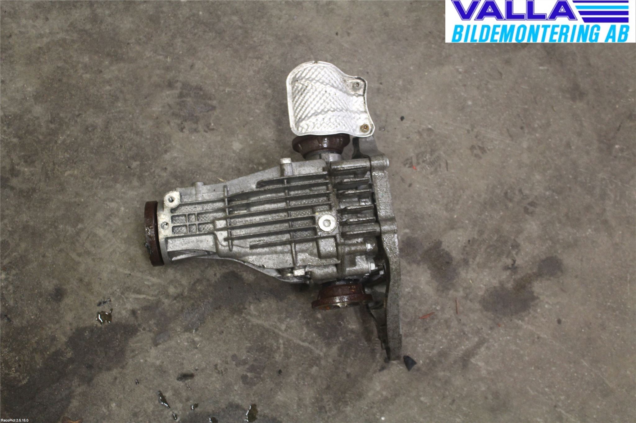 Audi A4 12-15 Bakaksel Kardang Bak -Diff