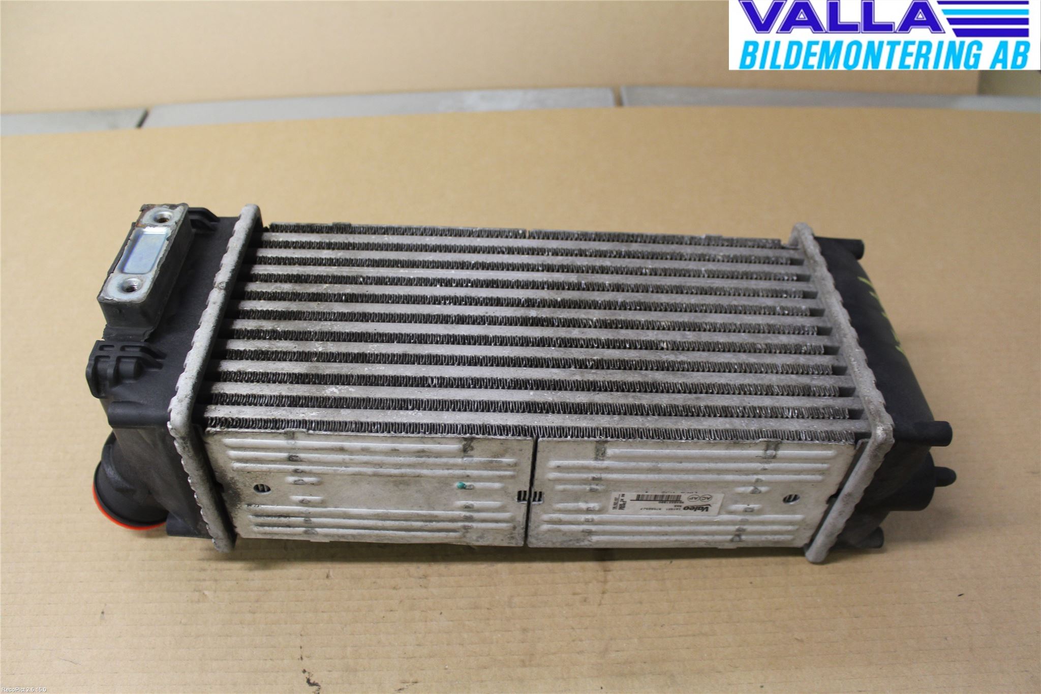 Peugeot 307     05-08 Intercooler Radiator