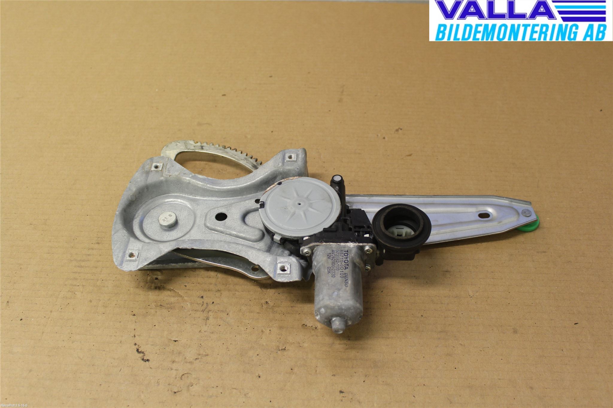 Toyota AURIS 07-09 Vindusheis El Komp