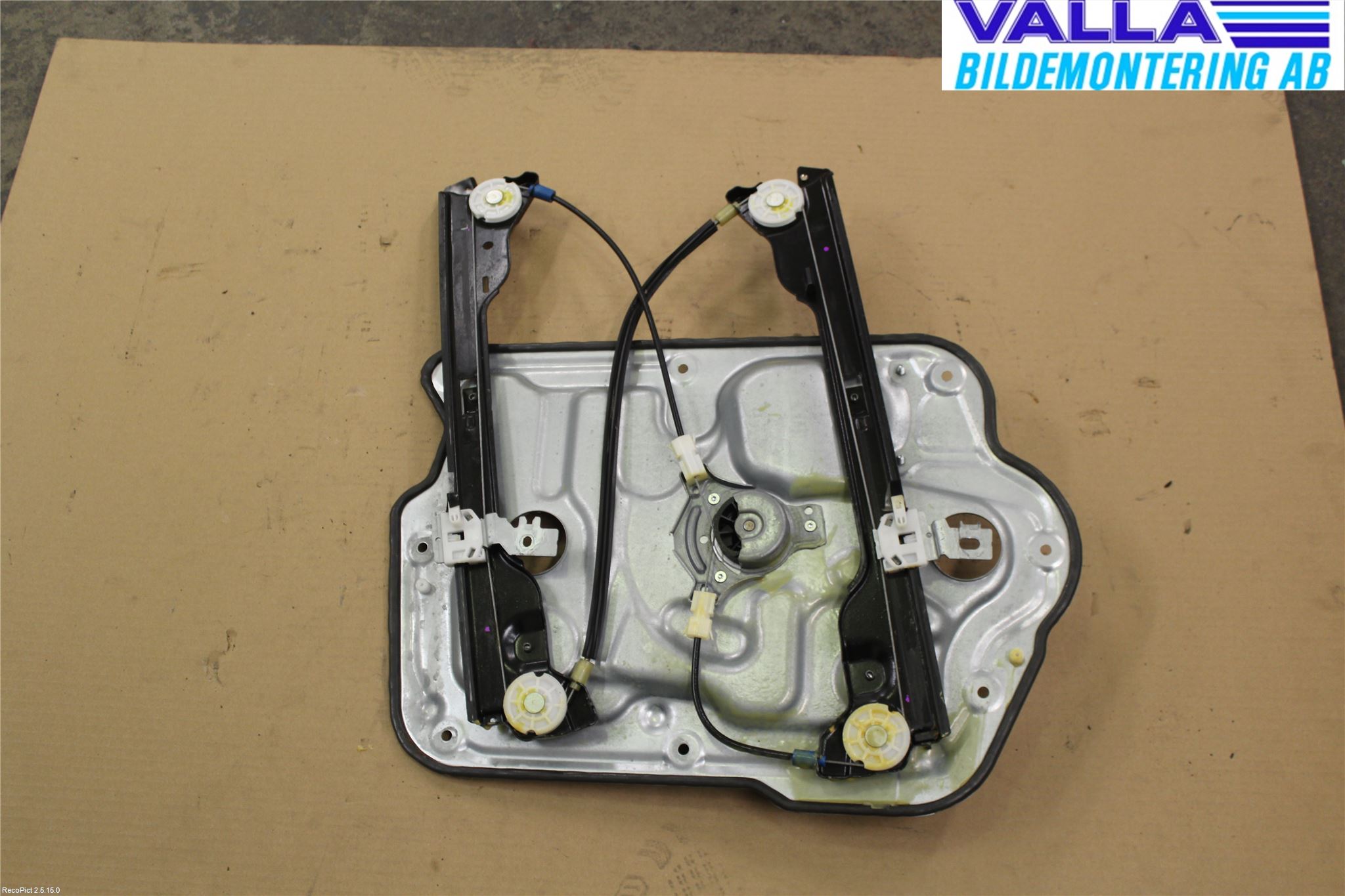 Nissan QASHQAI   07-10 Vindusheis El Komp