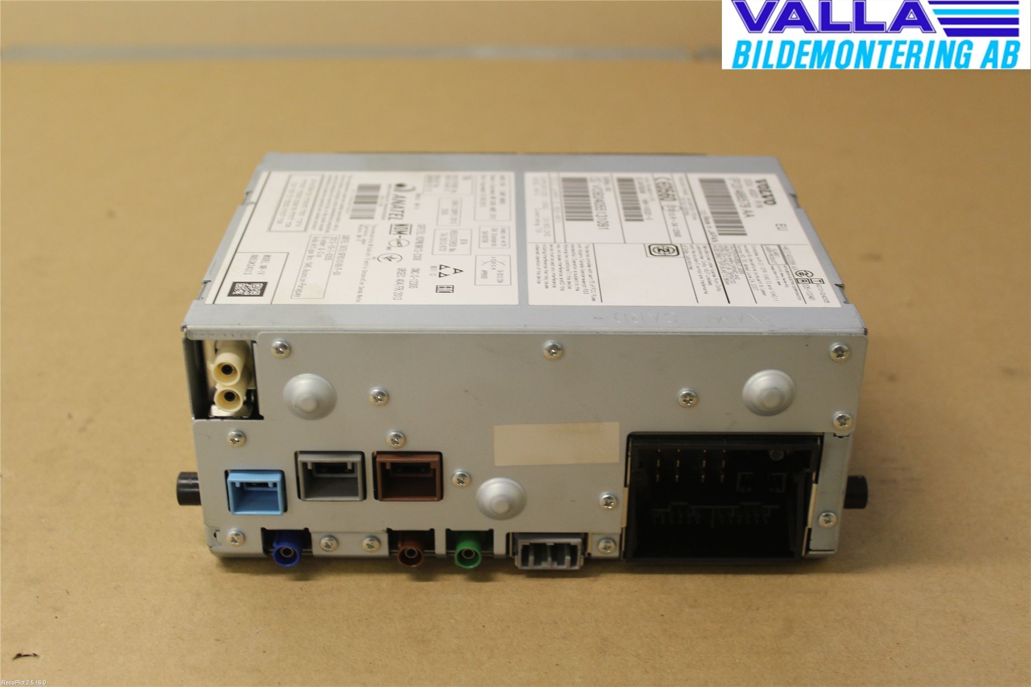 Volvo V60 14-18 Stereo Radio Med Cd