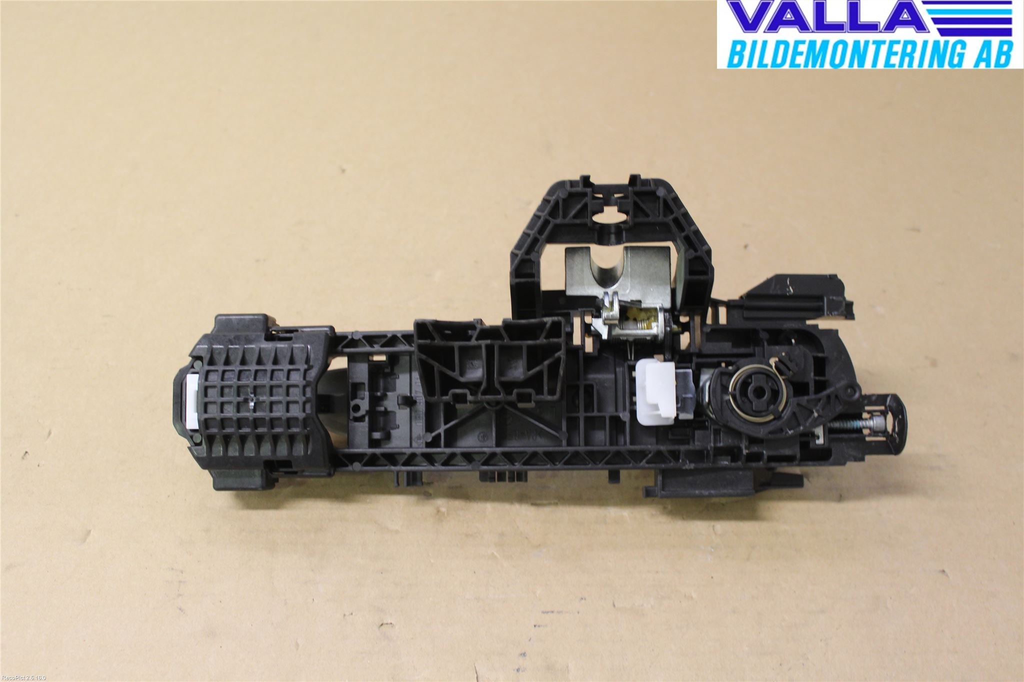 Mercedes-Benz MB CLA-KLASS (C117/X117) 13-19 Dørhandtak Ytre Venstre