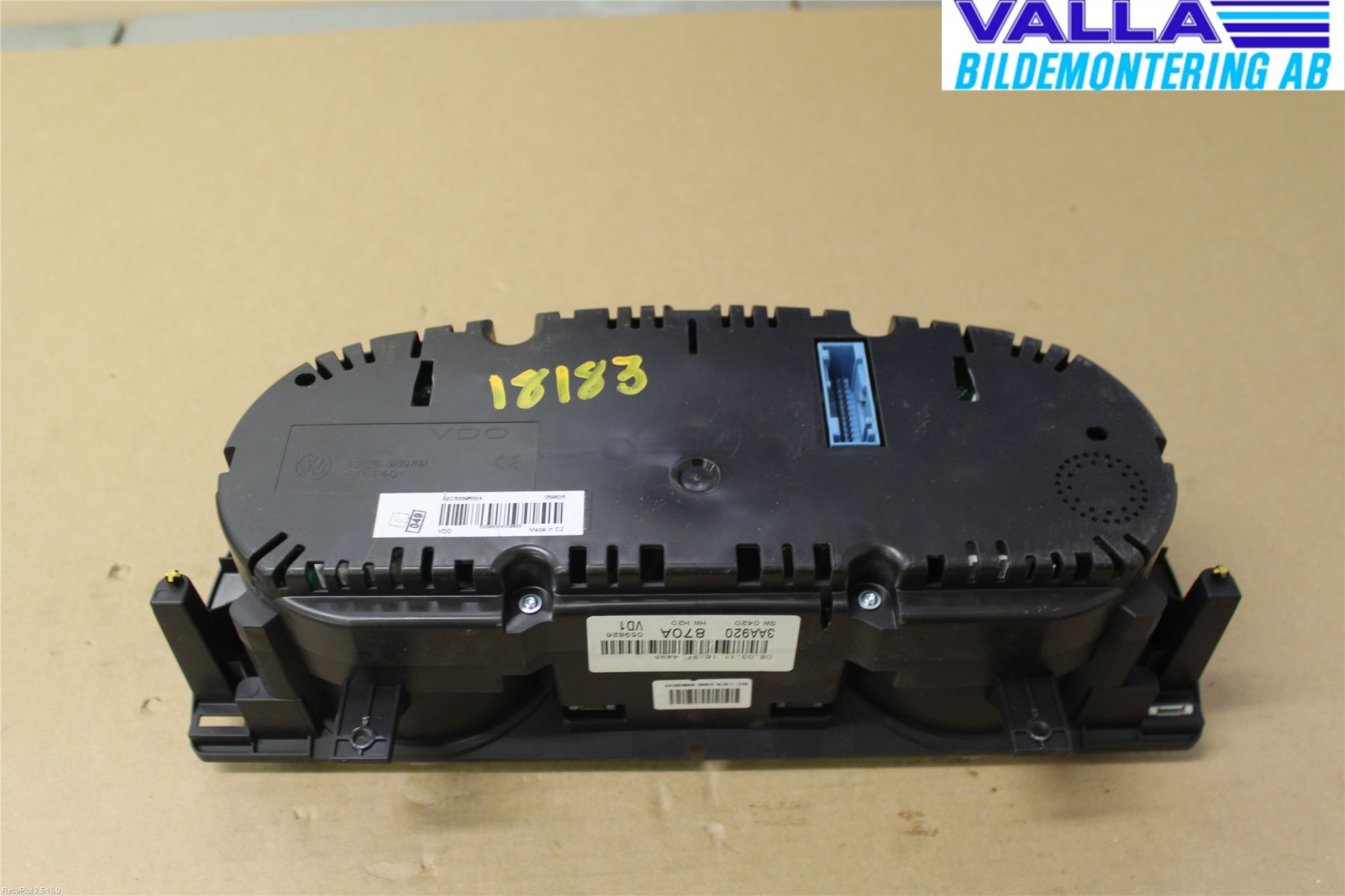Volkswagen VW PASSAT 11-14 Instr Kombinert