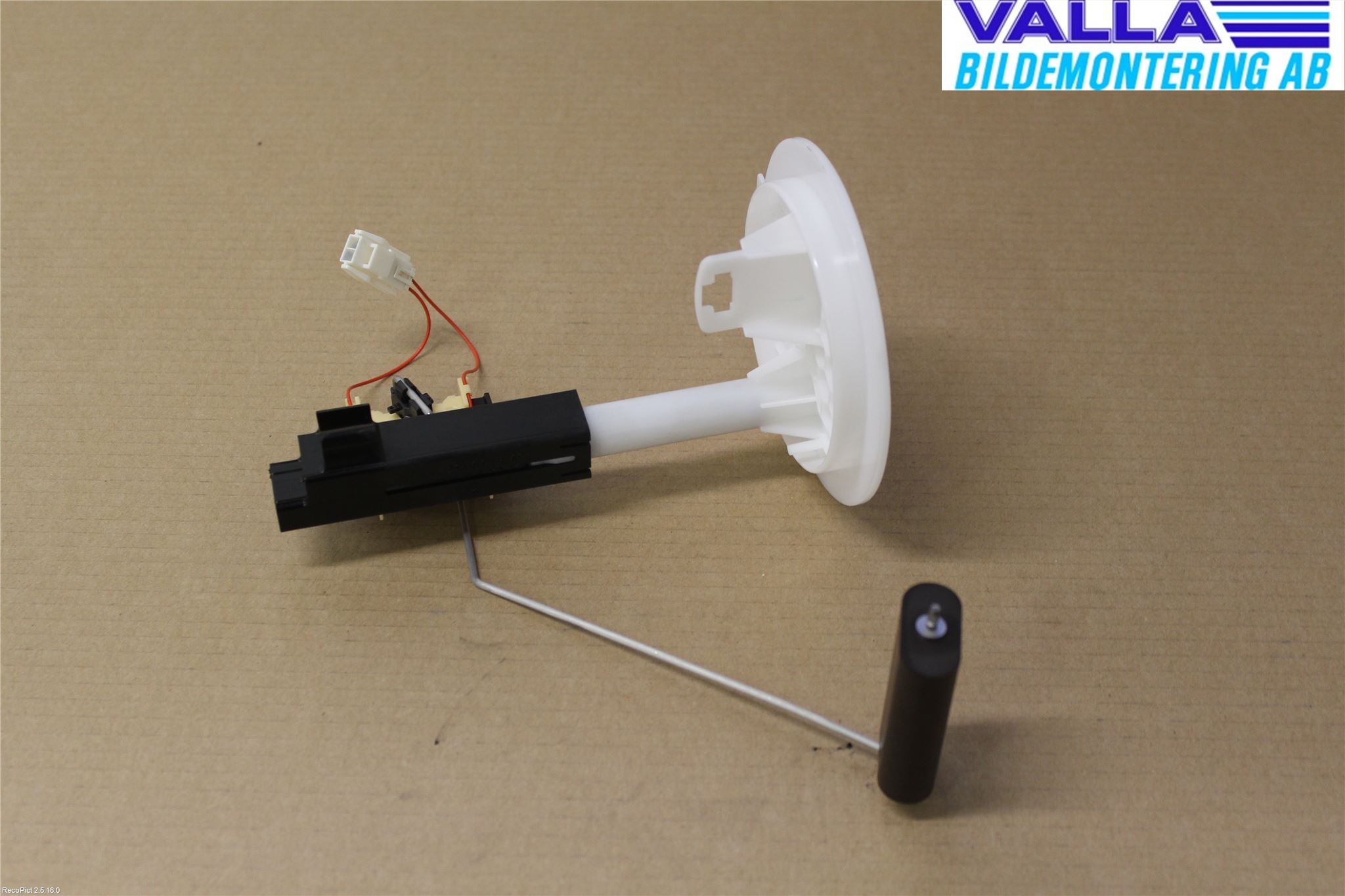 Volvo V70 14-16 Giver Drivstofftank