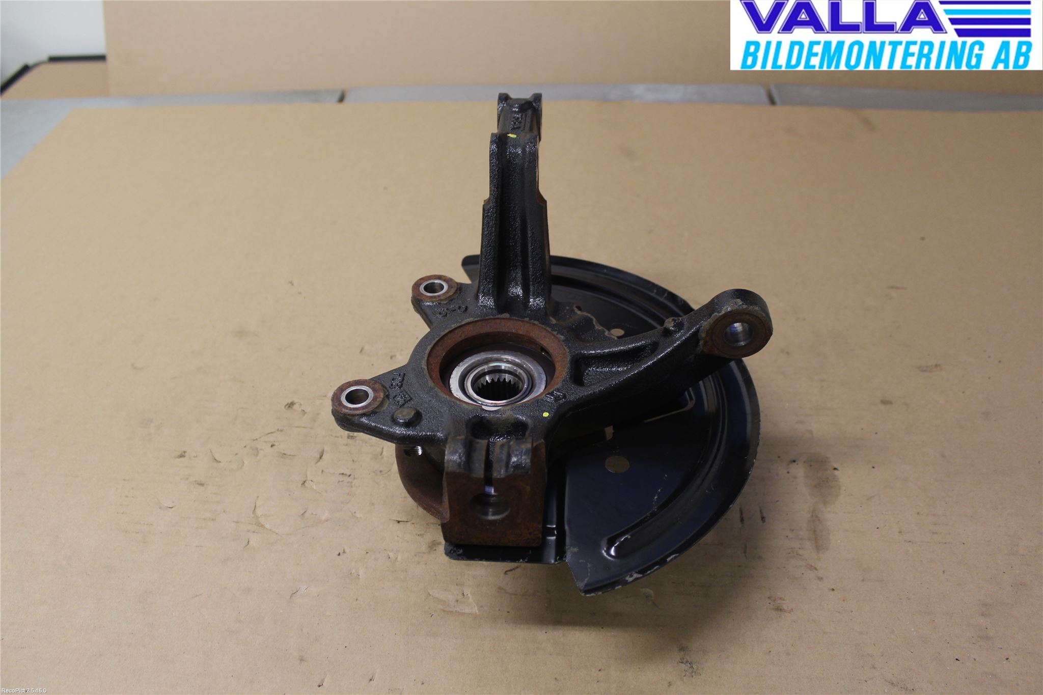 Renault CLIO IV 12-16 Spindel Hf