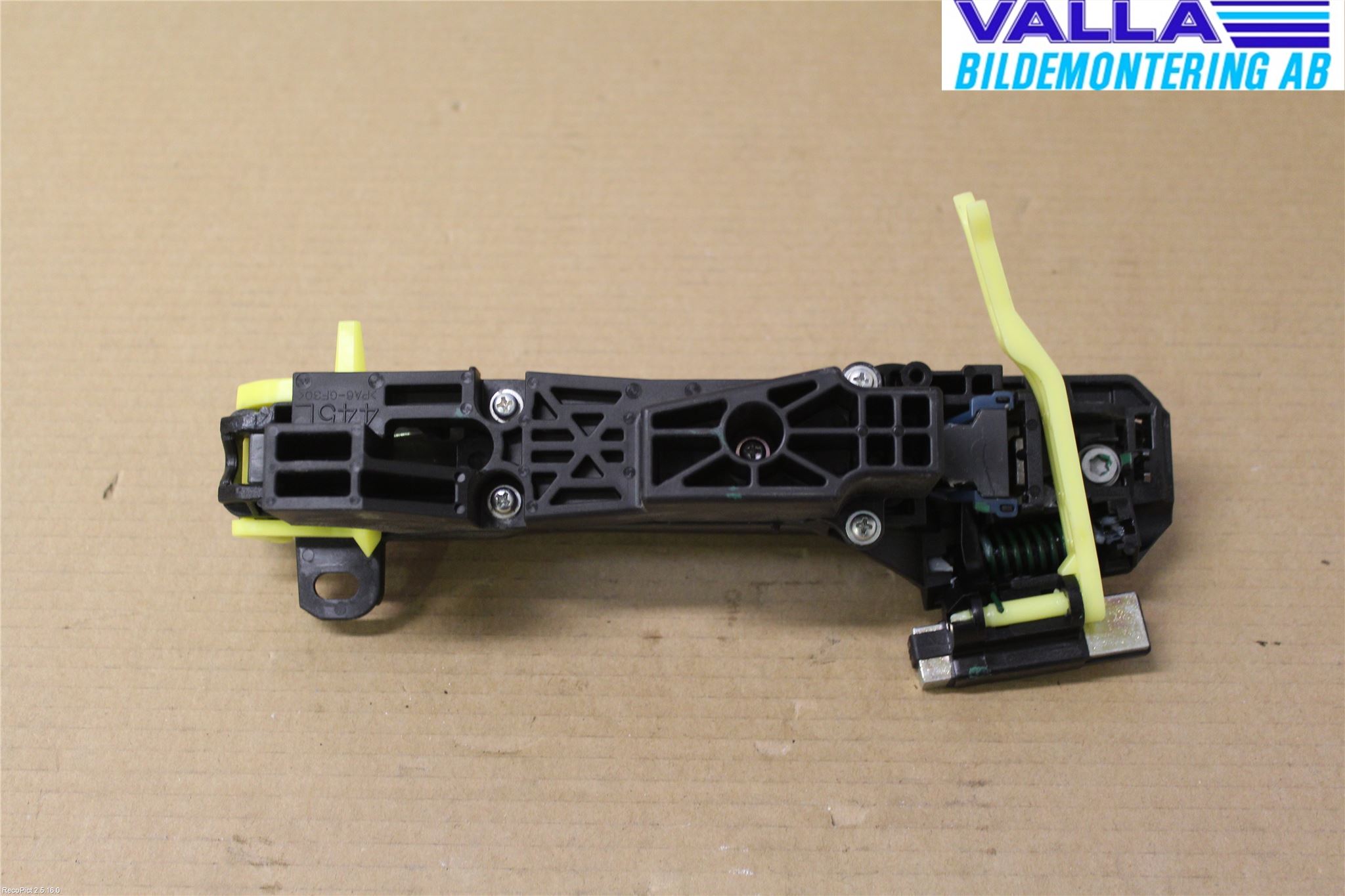 Toyota AVENSIS 09-15 Dørhandtak Ytre Venstre