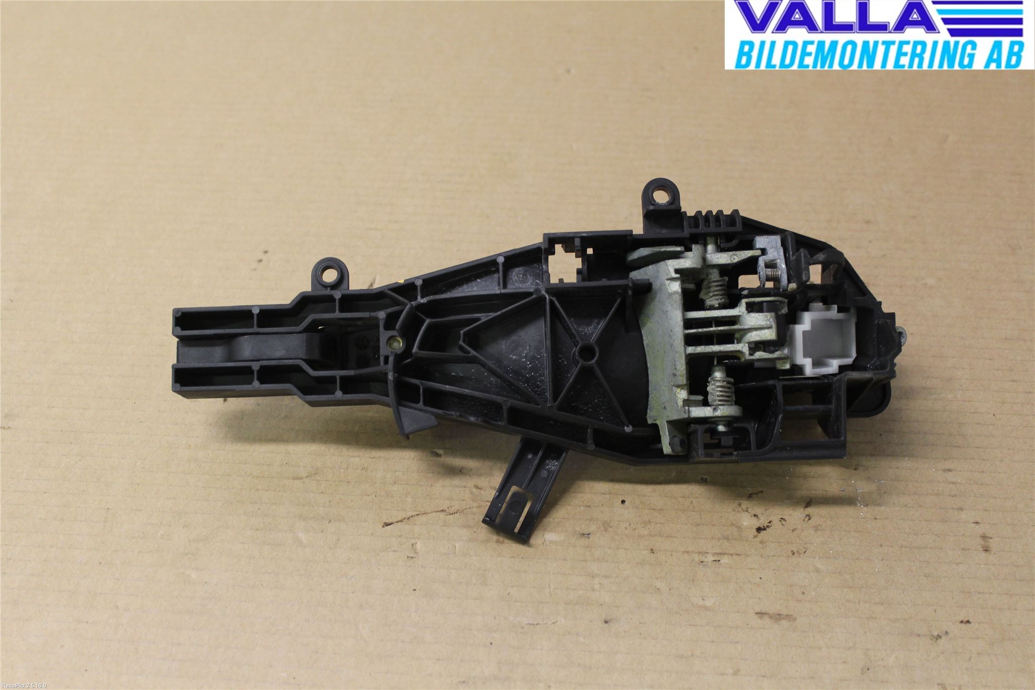 BMW 3 E90/91 SED/TOU 05-12 Dørhandtak Ytre Venstre