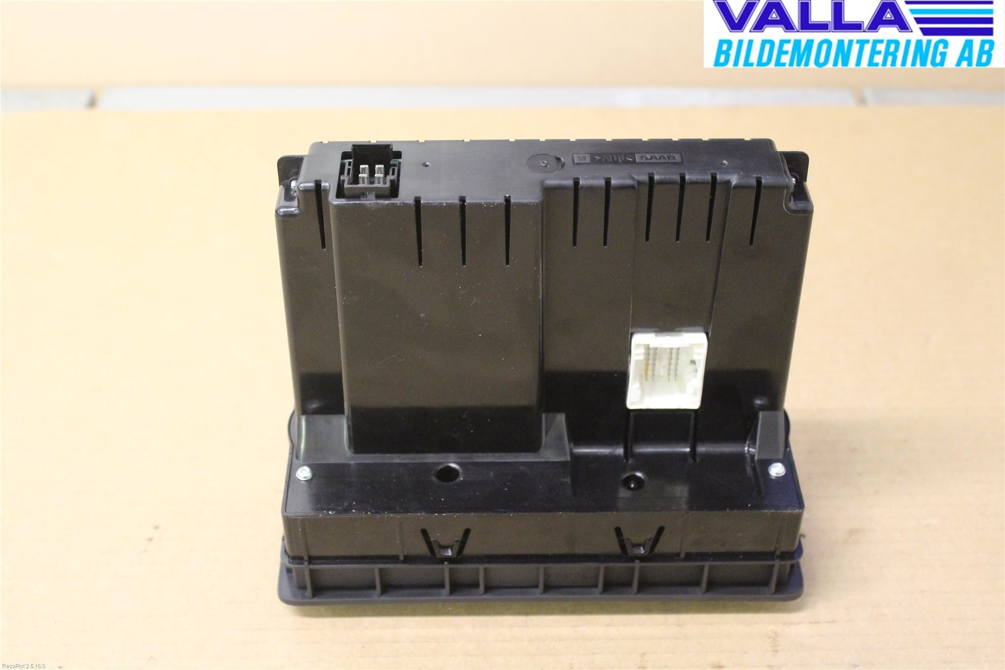 Saab 9-5     06-10 Varmeapparat Panel(Regulering)